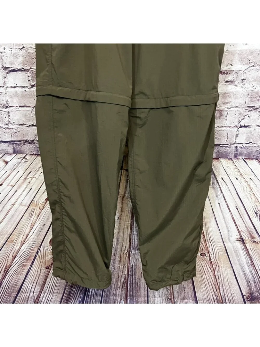 The North Face Green 2 in 1 Convertible Nylon Zip Off Pants